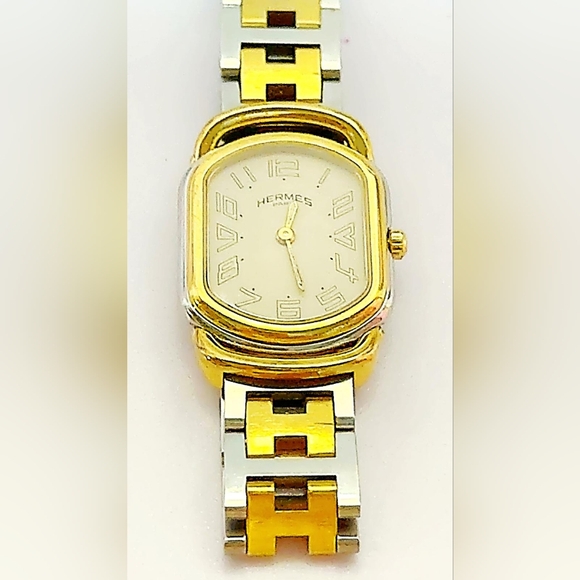 HERMES Rally Vintage Watch Gold Tone - Picture 1 of 17